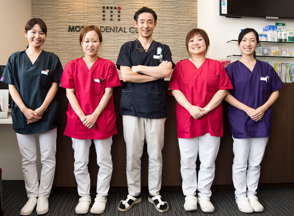 院長とスタッフ